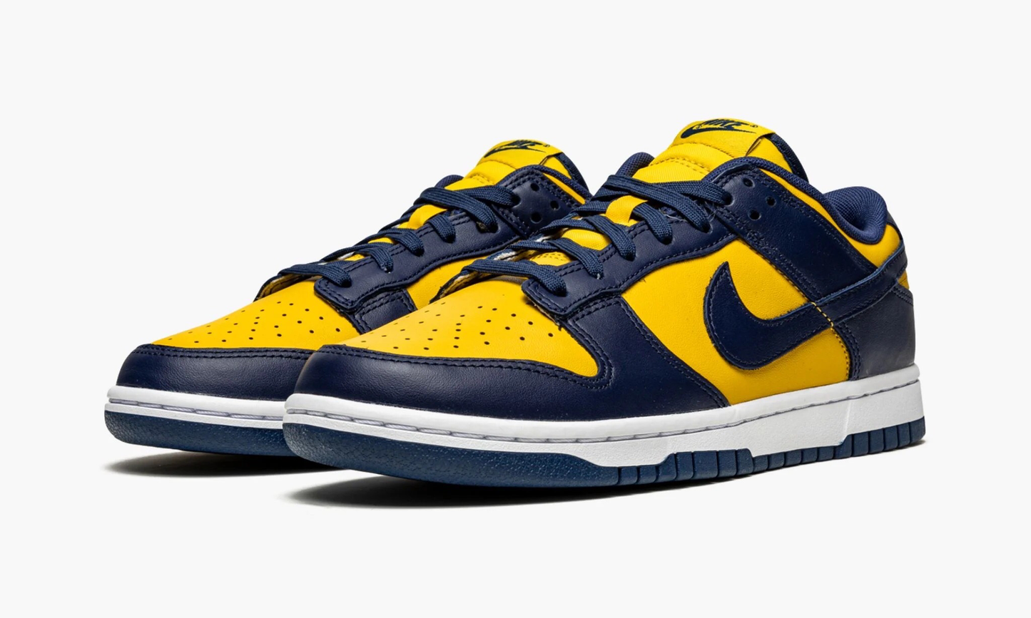 Nike DUNK LOW "Michigan"