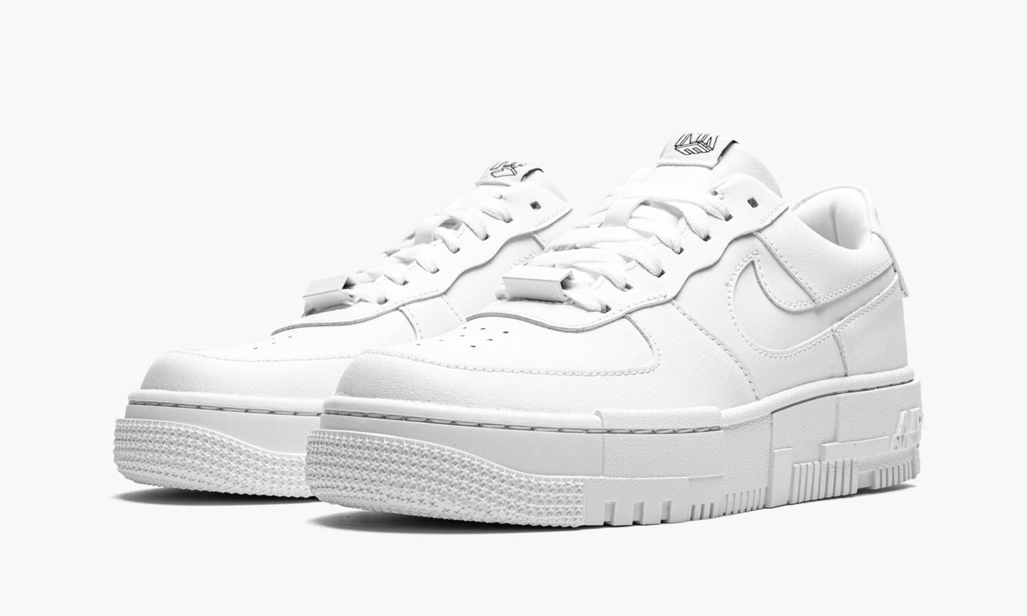 Air Force 1 Low Pixel White