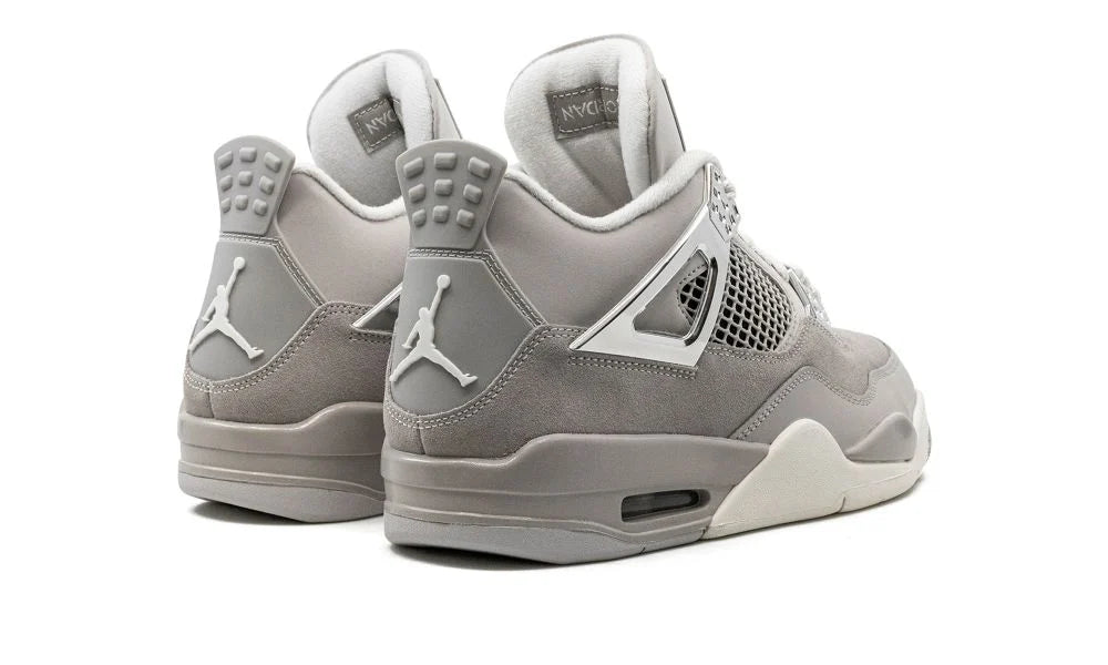 AIR JORDAN 4  "Frozen Moments"