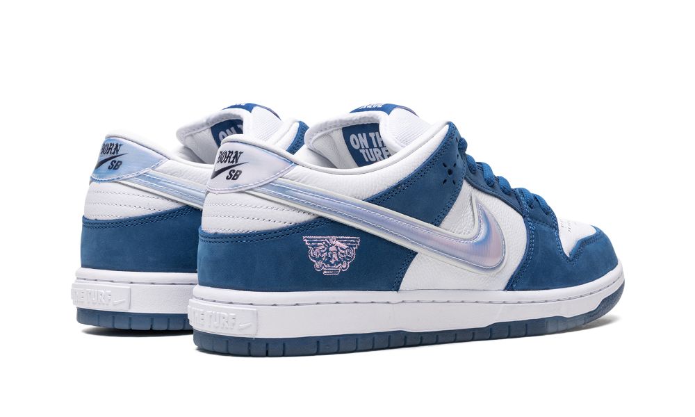 NIKE SB DUNK LOW "Born x Raised"